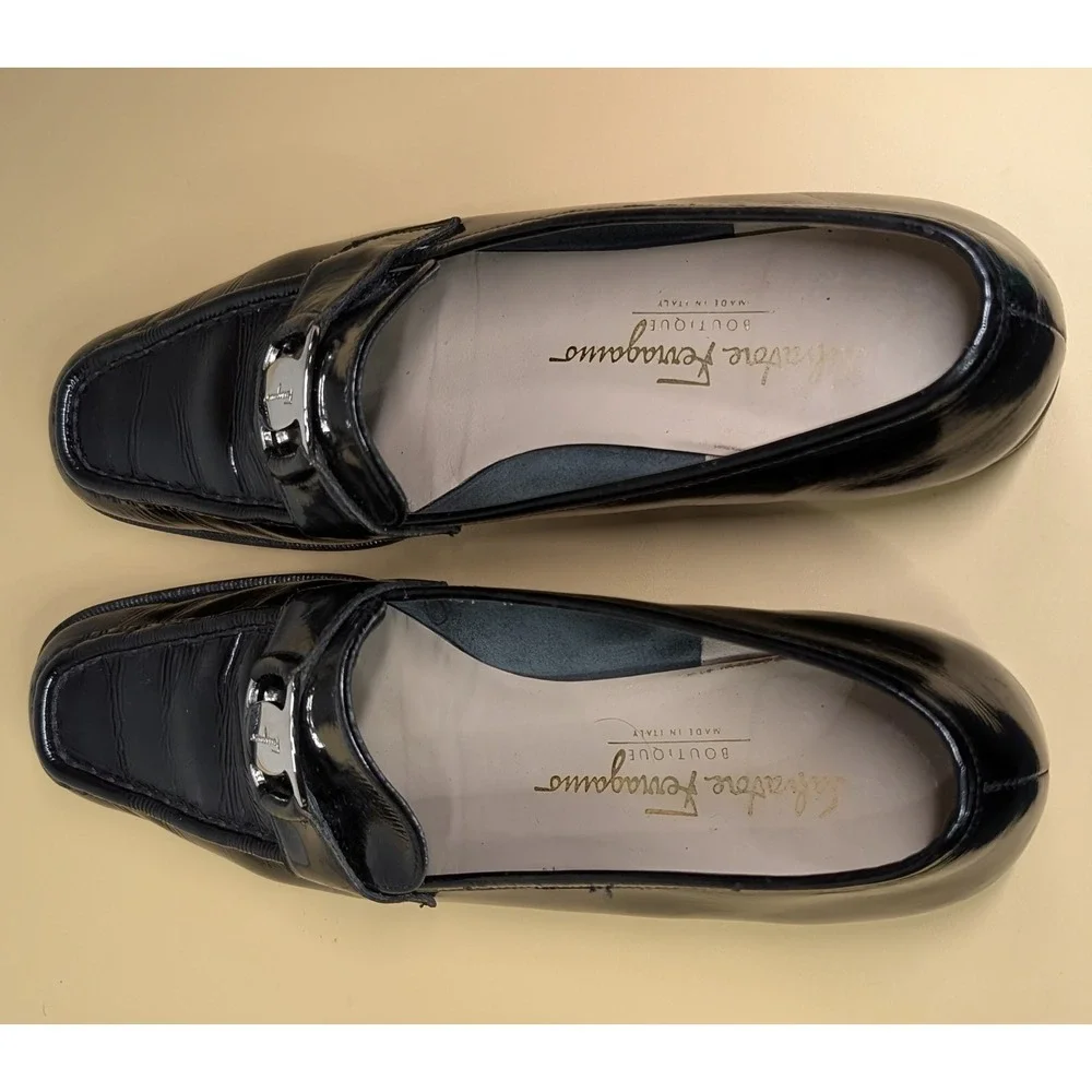 Salvatore Ferragamo Women Boutique Black Patent Gancini Loafers Size 9.5 A